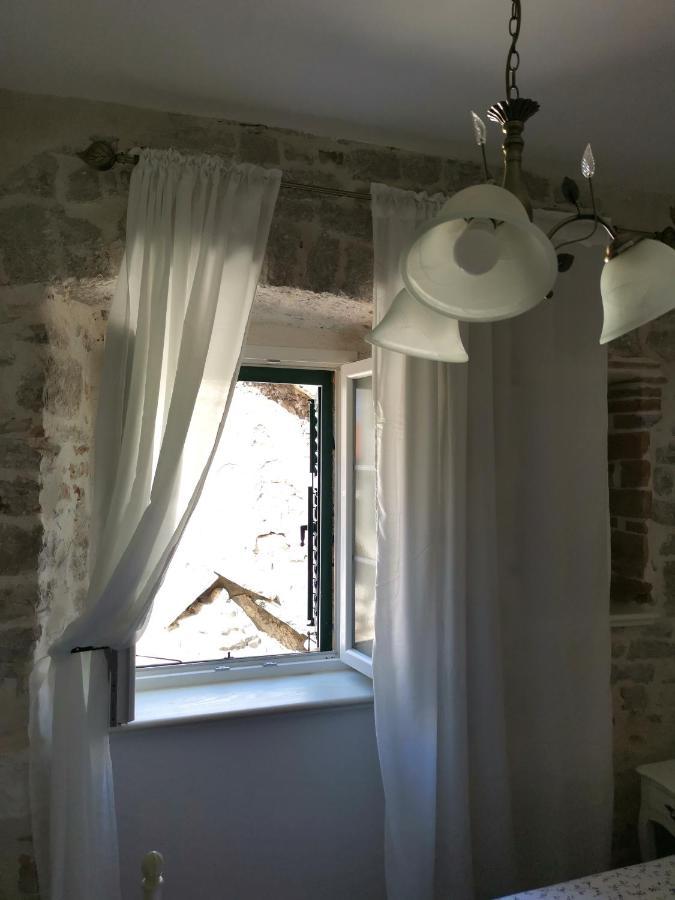 L&L Rooms Royal Šibenik Eksteriør billede