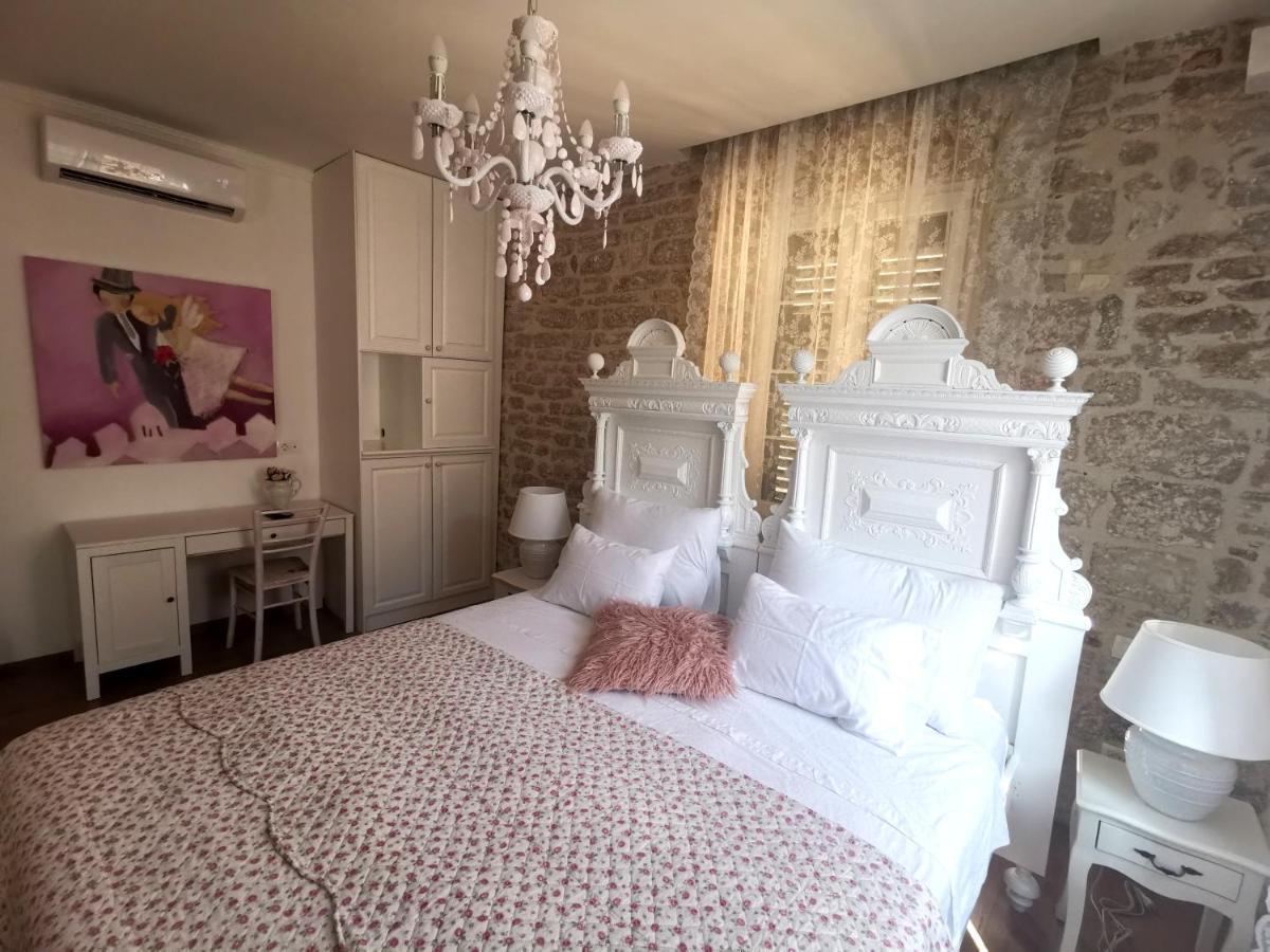 L&L Rooms Royal Šibenik Eksteriør billede