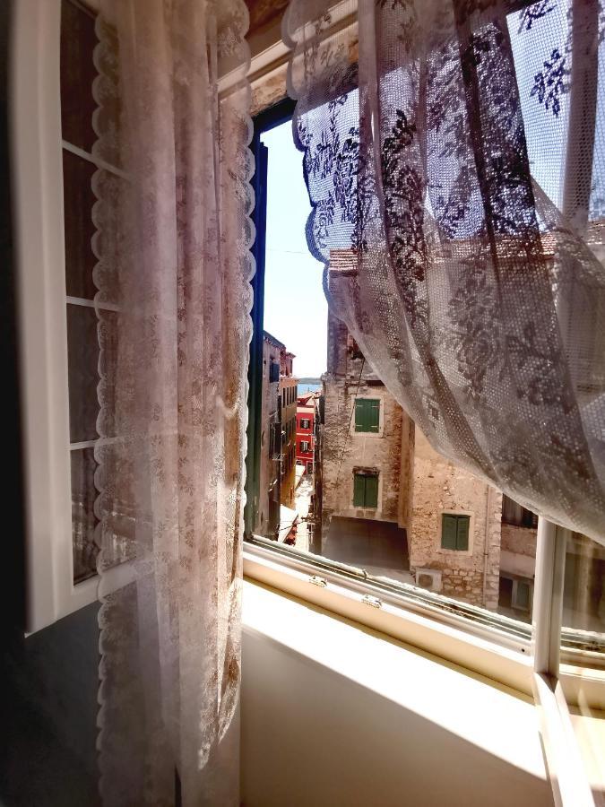 L&L Rooms Royal Šibenik Værelse billede