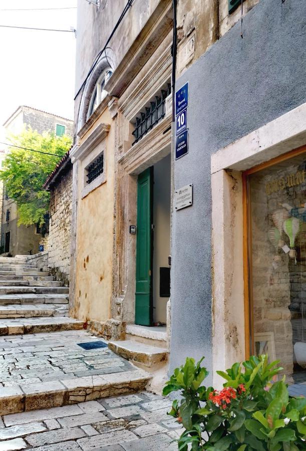 L&L Rooms Royal Šibenik Eksteriør billede