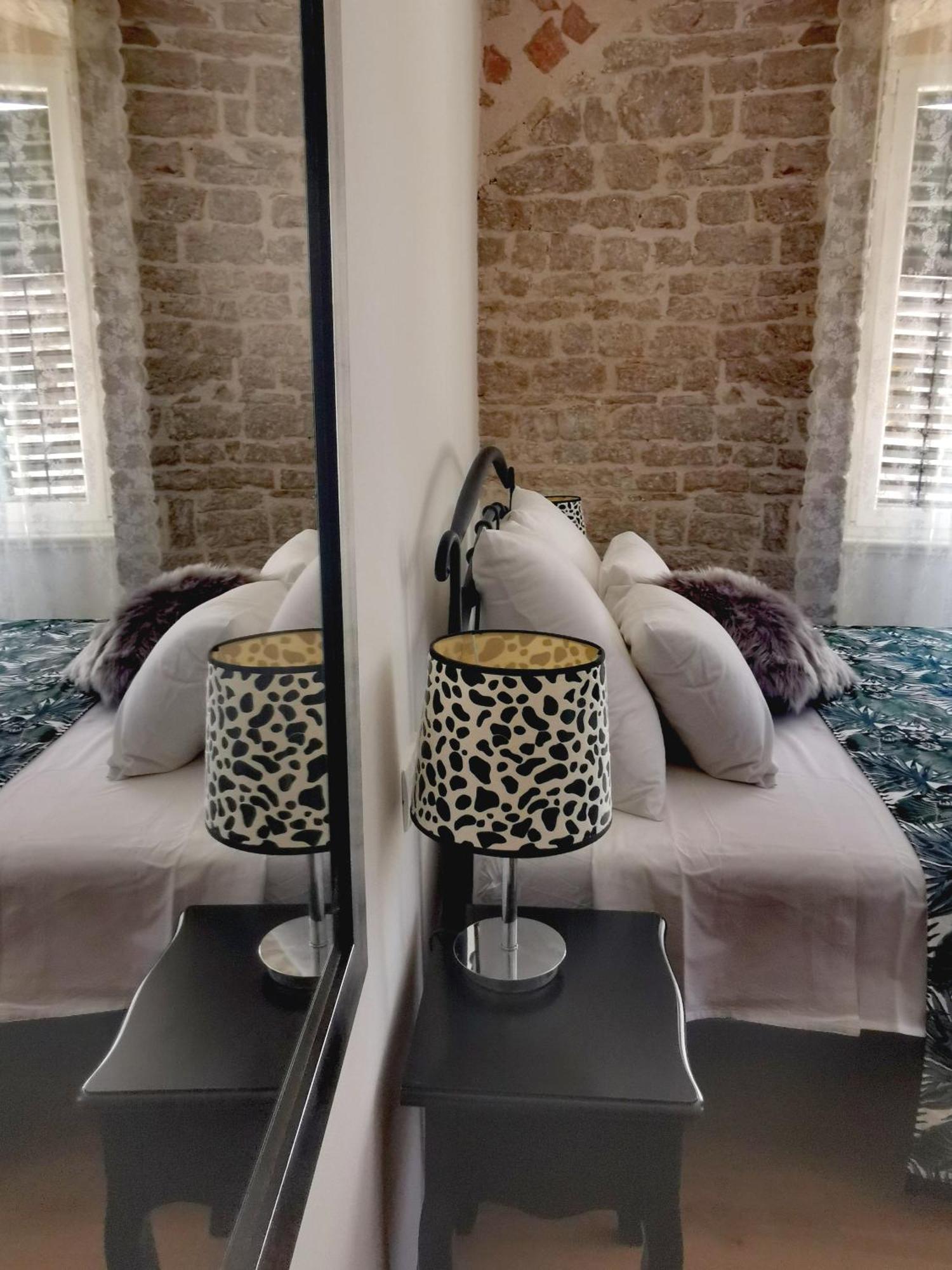 L&L Rooms Royal Šibenik Værelse billede