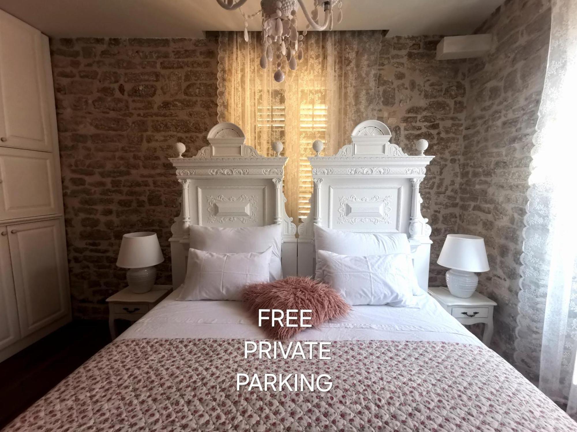 L&L Rooms Royal Šibenik Eksteriør billede